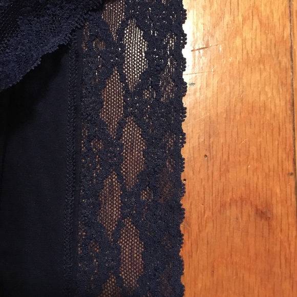 Victoria secret panties - Picture 6 of 8